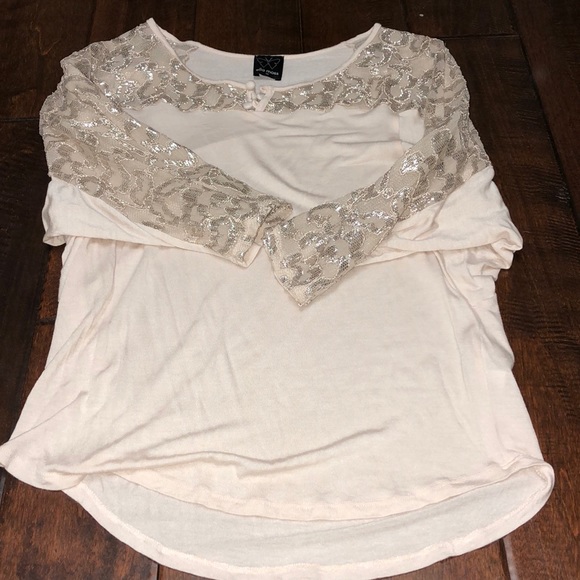 Ella moss metallic detail top - Picture 4 of 13